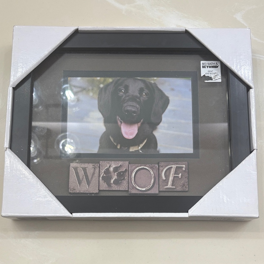 Bed Bath & Beyond Black Dog Photo Frame